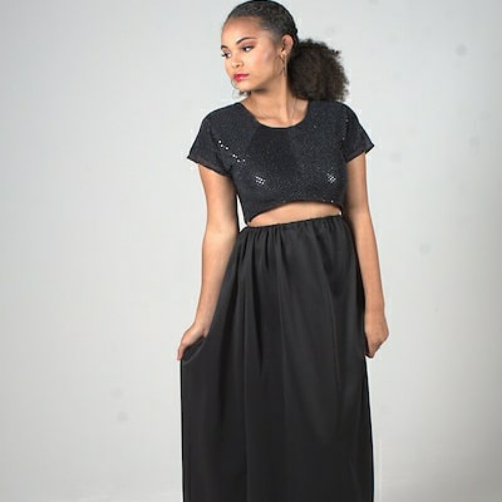 3/$25 Black sequin crop top